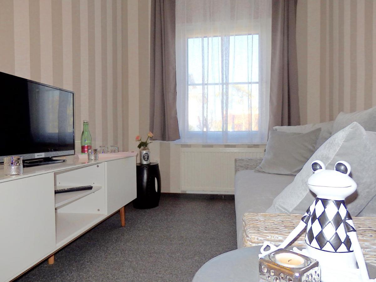 Strandhotel Villa Louisa & Appartementhaeuser Villa Josephine Und Villa Christine 朱列斯拉赫 外观 照片