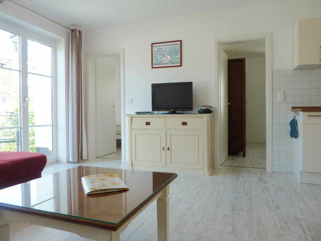 Strandhotel Villa Louisa & Appartementhaeuser Villa Josephine Und Villa Christine 朱列斯拉赫 客房 照片