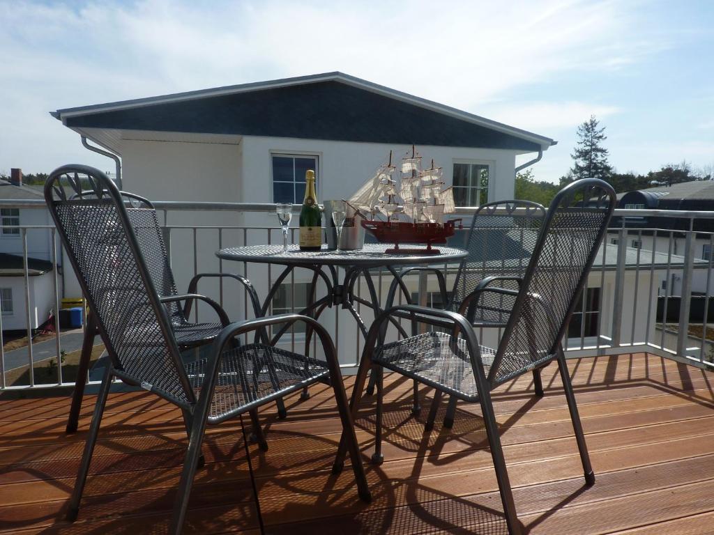 Strandhotel Villa Louisa & Appartementhaeuser Villa Josephine Und Villa Christine 朱列斯拉赫 客房 照片