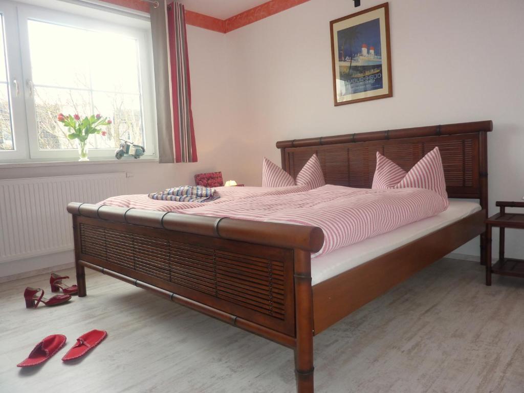 Strandhotel Villa Louisa & Appartementhaeuser Villa Josephine Und Villa Christine 朱列斯拉赫 客房 照片