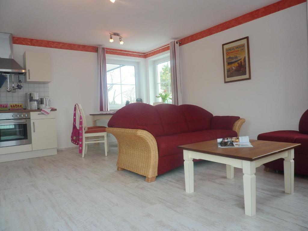 Strandhotel Villa Louisa & Appartementhaeuser Villa Josephine Und Villa Christine 朱列斯拉赫 客房 照片